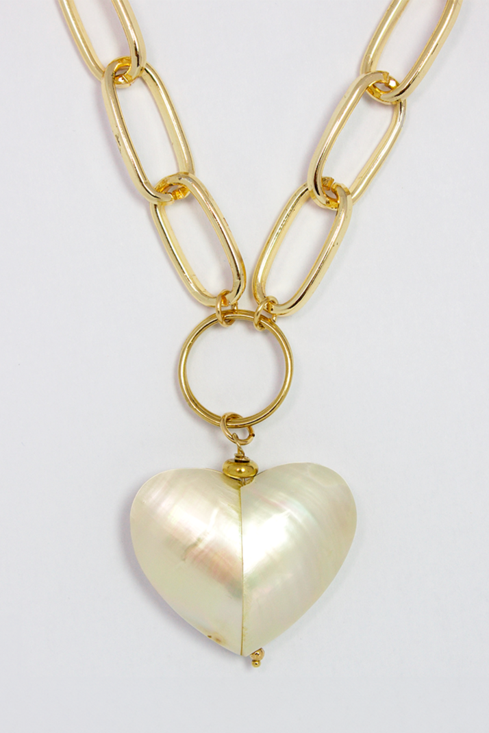 Stylish gold plated chunky chain necklace featuring a delicate mother of pearl charm.