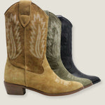 embroidery detail – alternate view