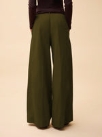 color:KHAKI