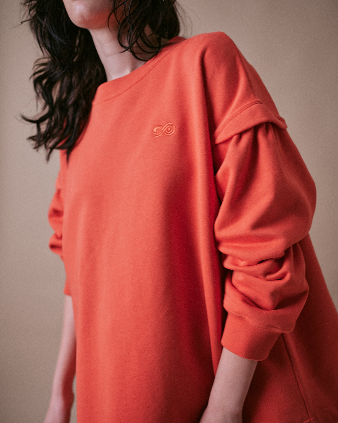 Oversized Angels Sweatshirt in Orange