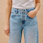 Relaxed Boyfriend Jeans in Light Wash by Albaray