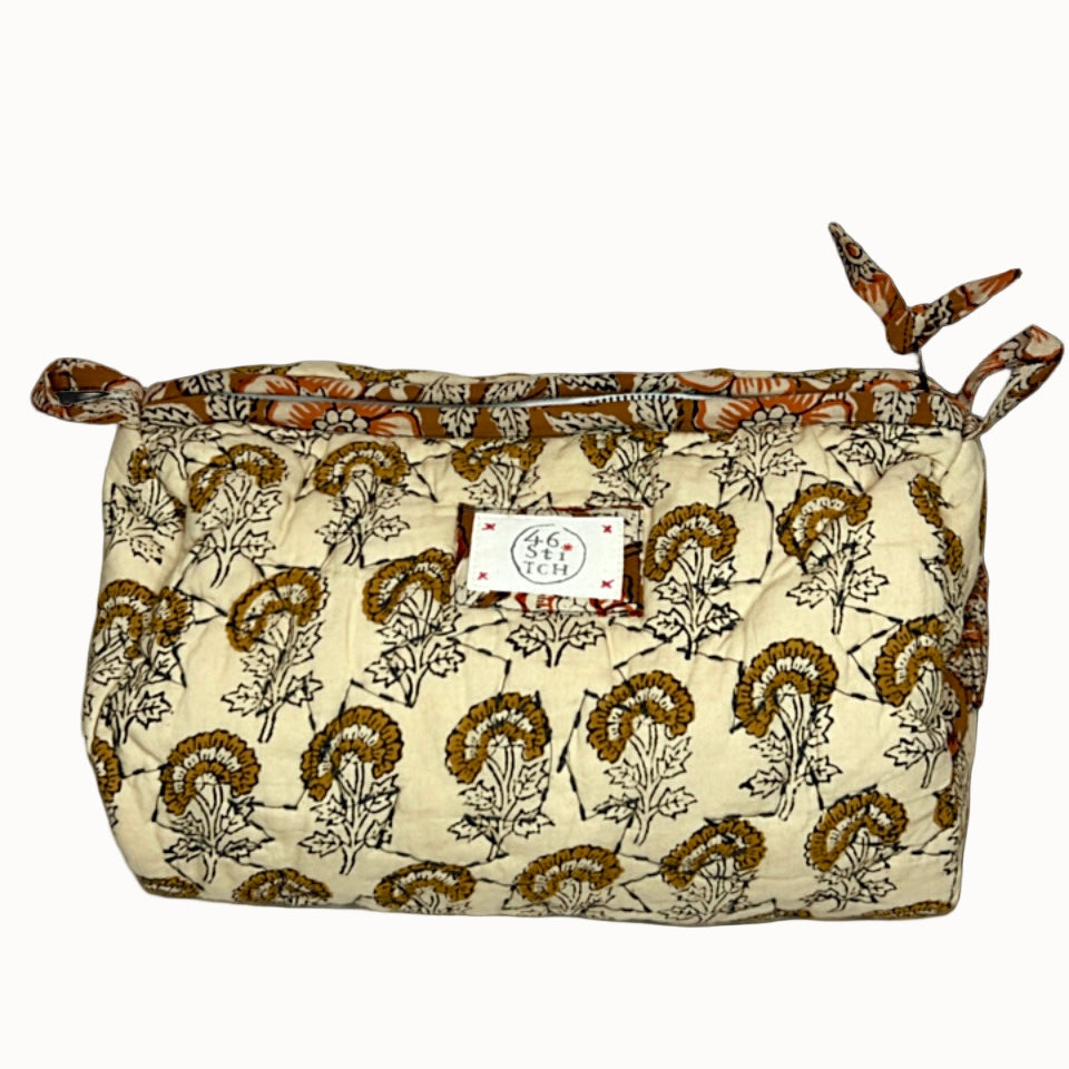 Cleo No Waste Jumbo Wash Bag in Oatmeal by 46 Stitch