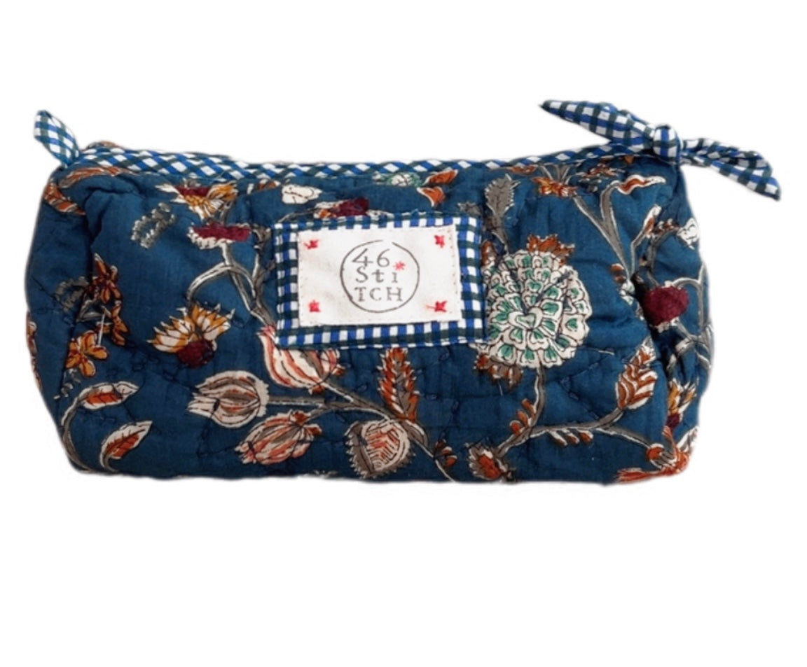 Izzy No Waste Make-Up Bag in Midnight Blue by 46 Stitch