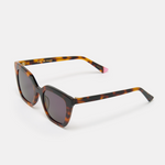 Tortoise shell glasses with classic frame and stylish tortoiseshell pattern.