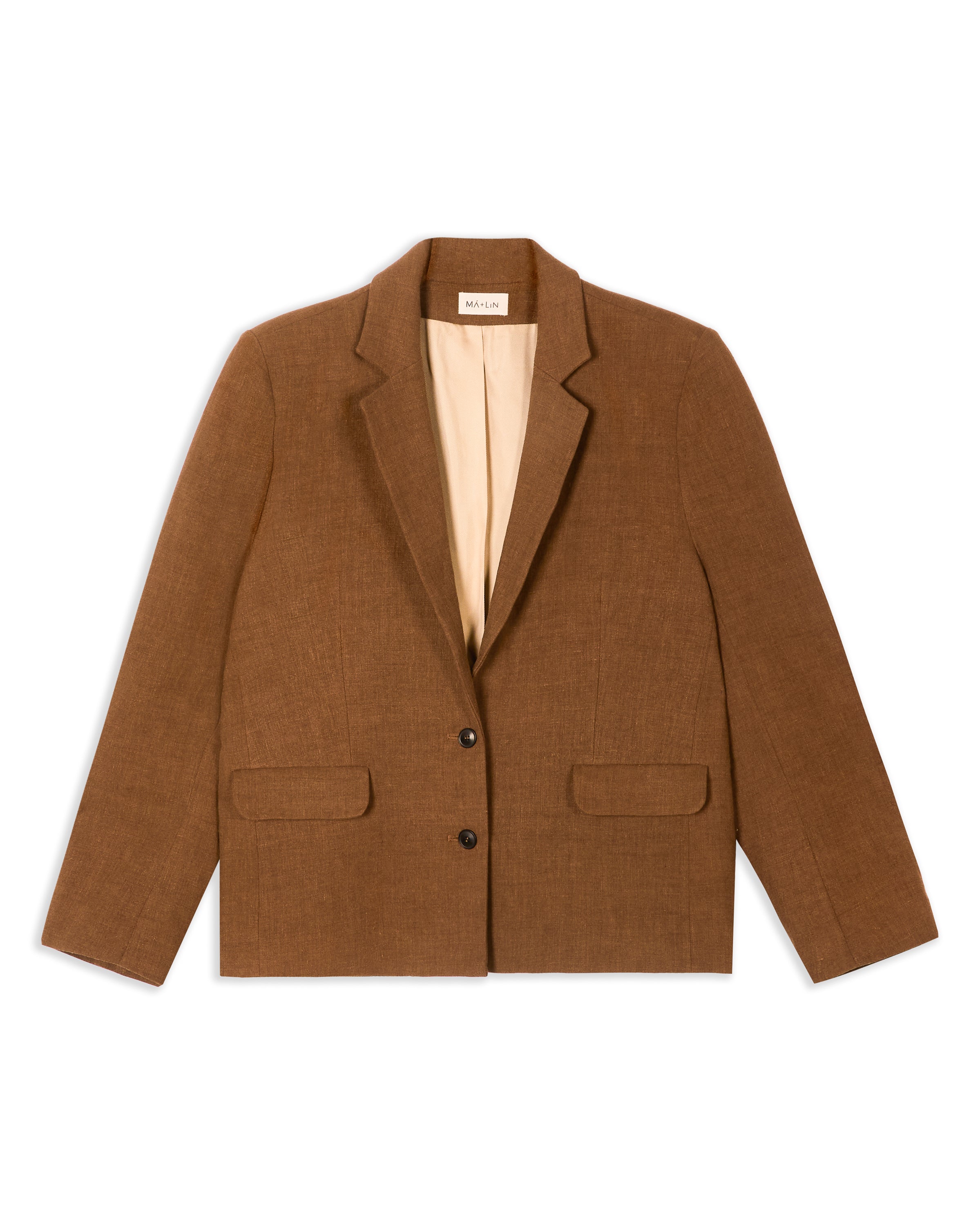 Oversized blazer in cinnamon tan on model, boxy blazer with single breasted closure and notch lapels, linen wool blazer styled as a smart casual blazer
