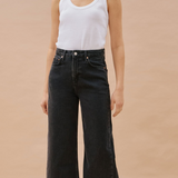 Wide Leg Crop Jeans in Black