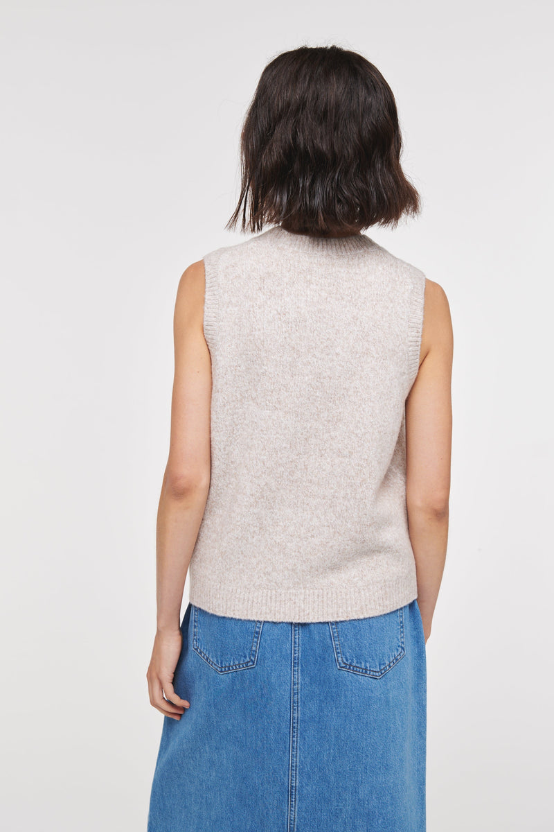 Kyle Knitted Vest Oatmeal by Aligne