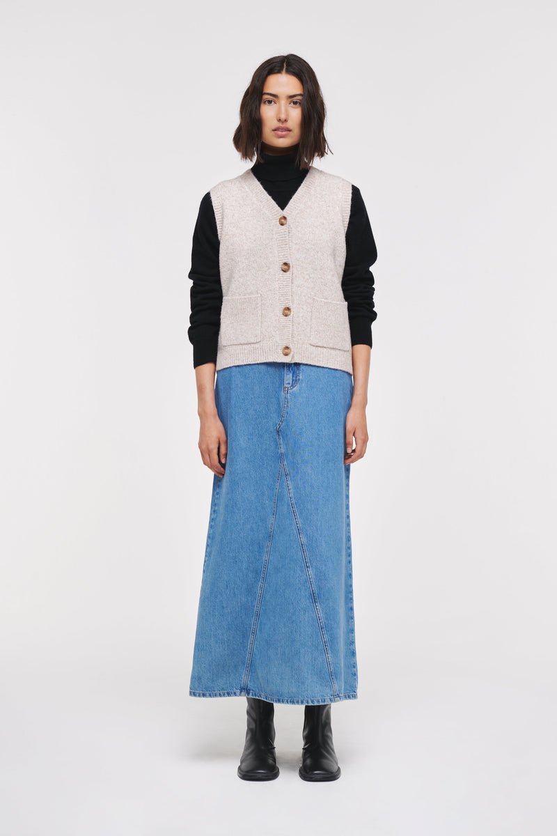 Kyle Knitted Vest Oatmeal by Aligne