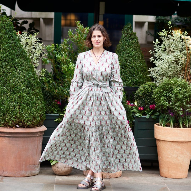The May Morris dress is a super flattering vee neck, ankle skimming maxi dress with a cinched waist and pockets. The long sleeves are slim through the upper arm and have a slight bell at the wrist. The elasticated waist is designed to be worn with or without a belt. The belt supplied is in the matching fabric; alternatively our reversible kimono belts can be bought separately and feature contrasting fabrics. 
